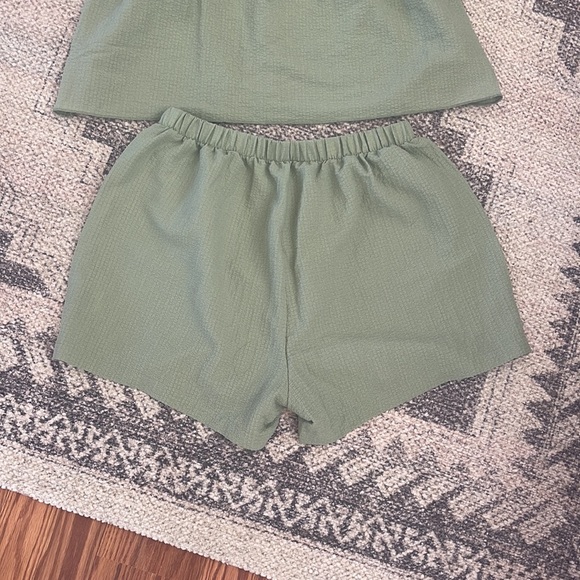 Adorable never worn shorts and tank set! - Picture 3 of 3